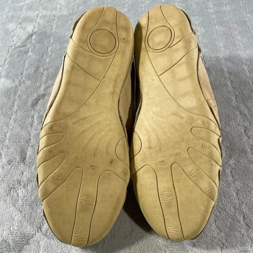 Dbeck Shoes Mens Size 44 US-10.5 Beige Suede Explorer‎ Mid Top Lightweight